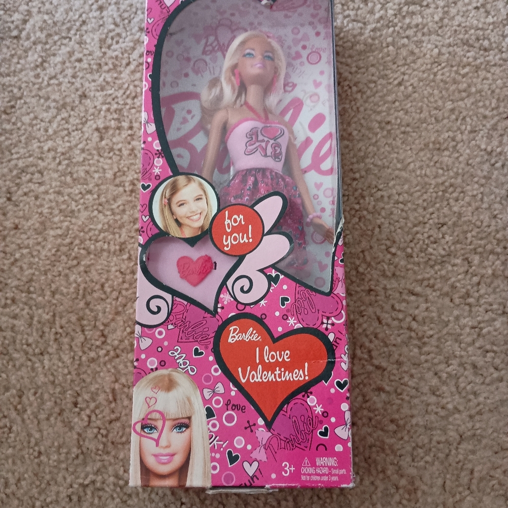 Valentine Barbie Doll (I Love Valentne's)